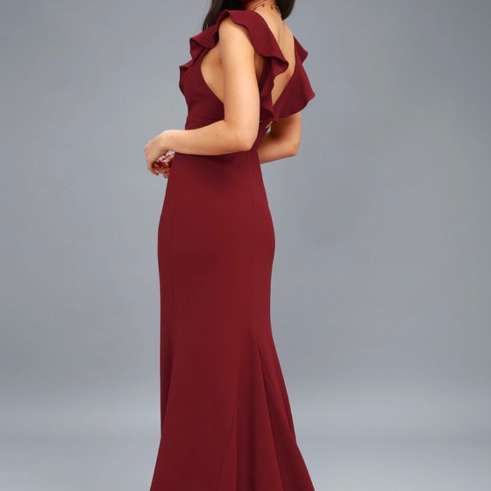 Lulus burgundy ruffle maxi dress